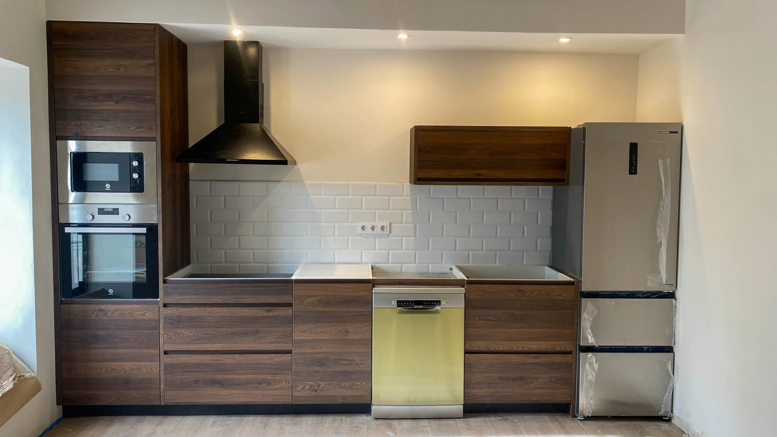 Instalación de cocina a falta de encimera ascale